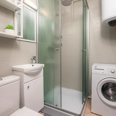 Kahe Magamistoaga Suedalinna Korter Apartment *